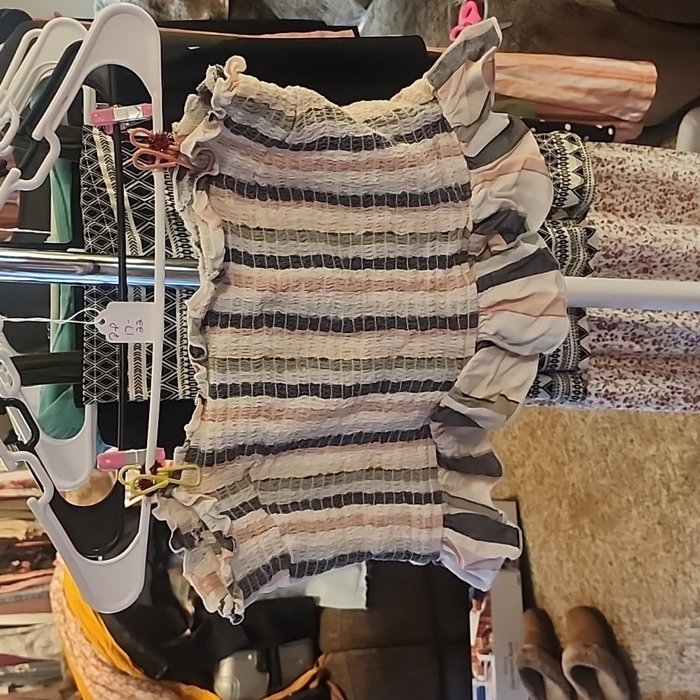 Strapless crop top